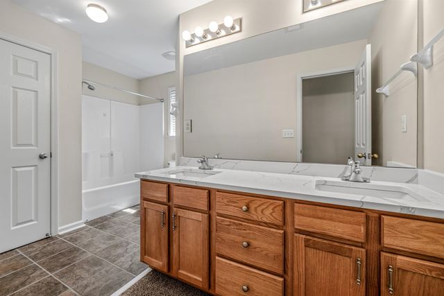 1372 ISLAND TOWN DR, Memphis, TN 38103