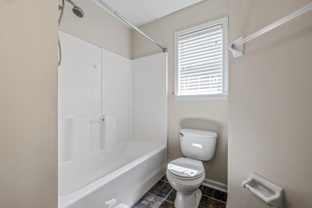 1372 ISLAND TOWN DR, Memphis, TN 38103