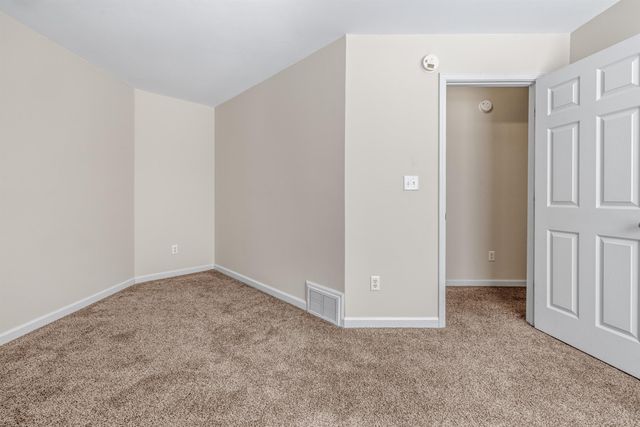 1372 ISLAND TOWN DR, Memphis, TN 38103