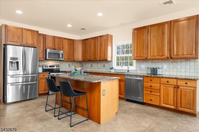578 Route 614, Union Twp., NJ 08802