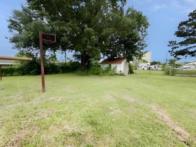 7433 Park Ave, Houma, LA 70364