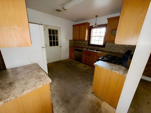 7433 Park Ave, Houma, LA 70364