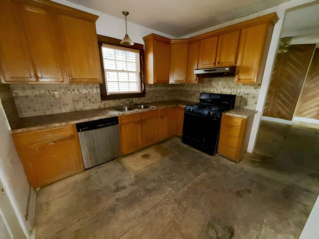 7433 Park Ave, Houma, LA 70364