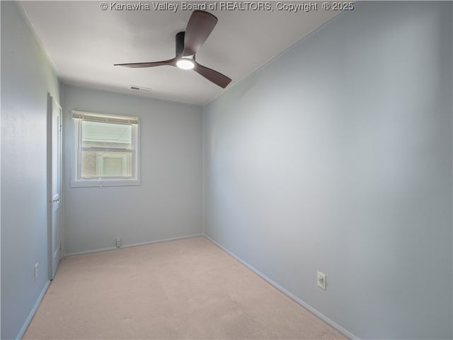 2326 Monroe Avenue, St Albans, WV 25177