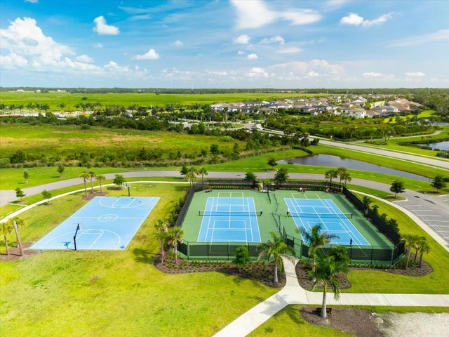 8765 DAYBREAK STREET, Sarasota, FL 34241