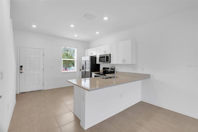 8765 DAYBREAK STREET, Sarasota, FL 34241