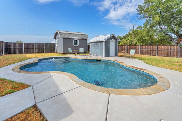 14805 Old Garner Road, Weatherford, TX 76088