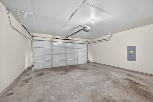 1603 Wavecrest Drive, Glenn Heights, TX 75154