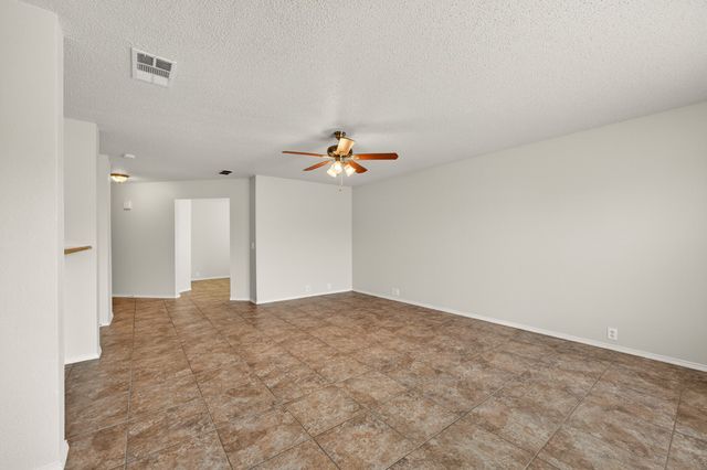 1603 Wavecrest Drive, Glenn Heights, TX 75154