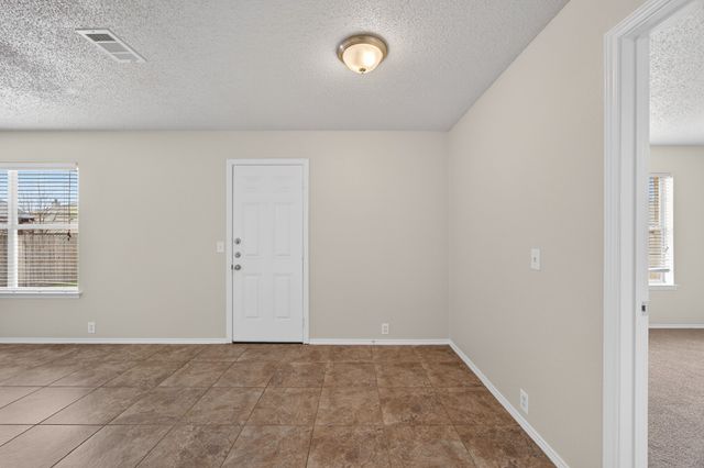 1603 Wavecrest Drive, Glenn Heights, TX 75154