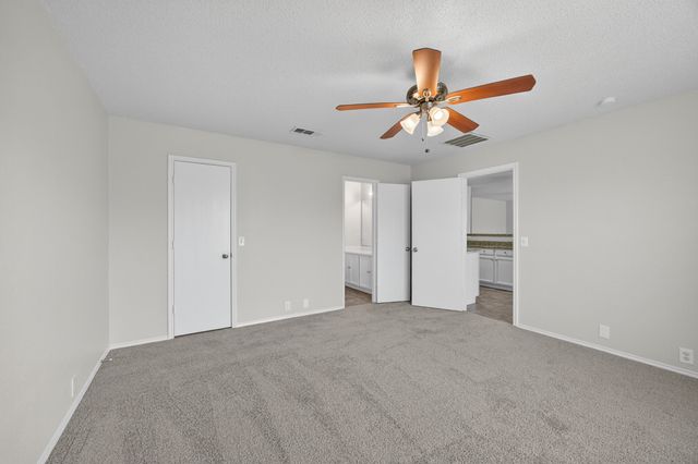 1603 Wavecrest Drive, Glenn Heights, TX 75154