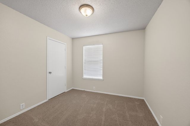 1603 Wavecrest Drive, Glenn Heights, TX 75154