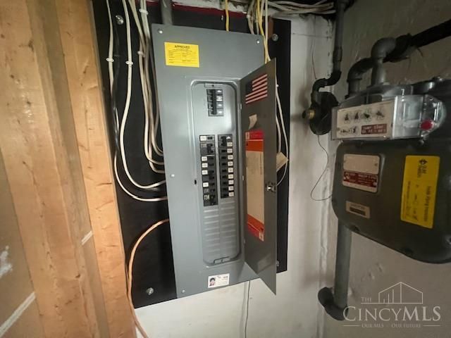 2211 Erie Avenue, Middletown, OH 45042