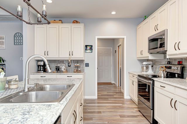 11965 Civic Circle, Mooresville, IN 46158