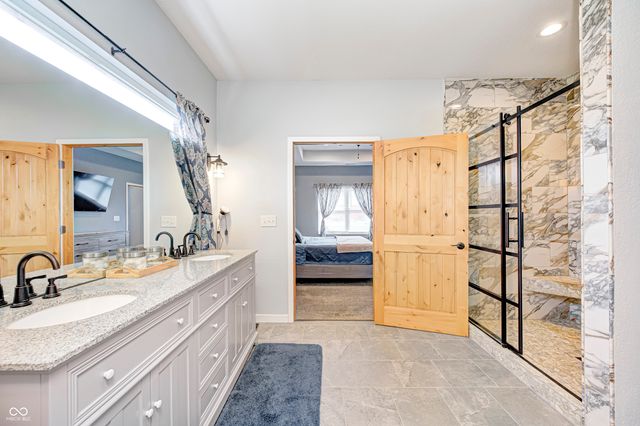 11965 Civic Circle, Mooresville, IN 46158