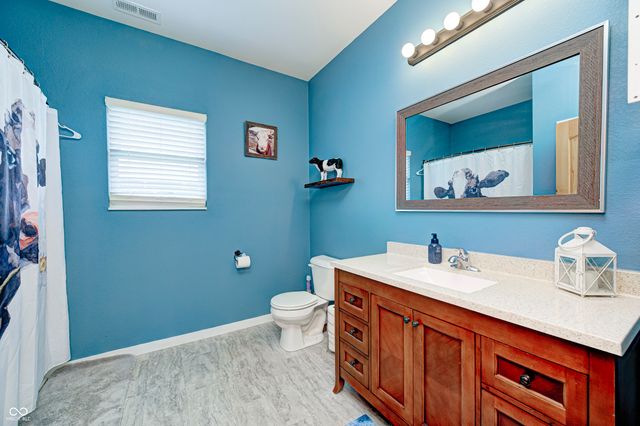 11965 Civic Circle, Mooresville, IN 46158