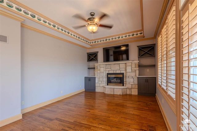 1510 Country Club Place, Manhattan, KS 66502