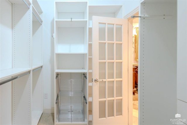 1510 Country Club Place, Manhattan, KS 66502