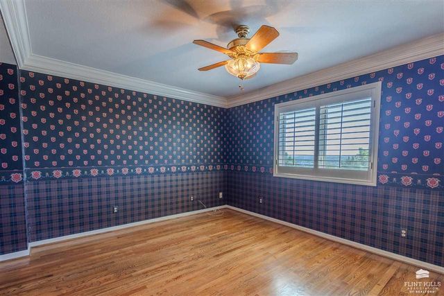 1510 Country Club Place, Manhattan, KS 66502