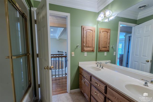 1510 Country Club Place, Manhattan, KS 66502