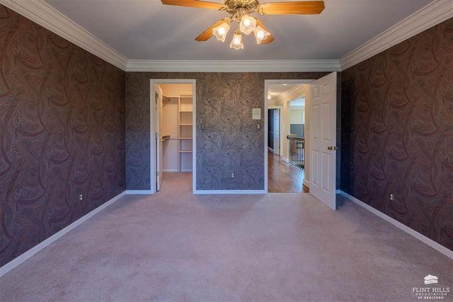 1510 Country Club Place, Manhattan, KS 66502