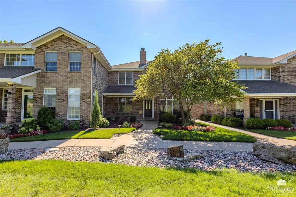 1510 Country Club Place, Manhattan, KS 66502