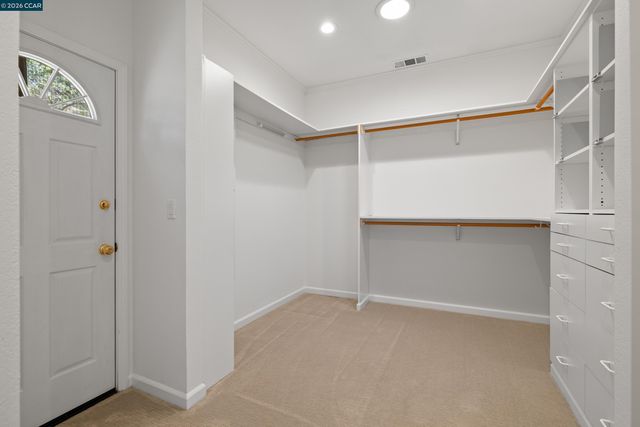 101 La Bolsa Rd, Walnut Creek, CA 94598