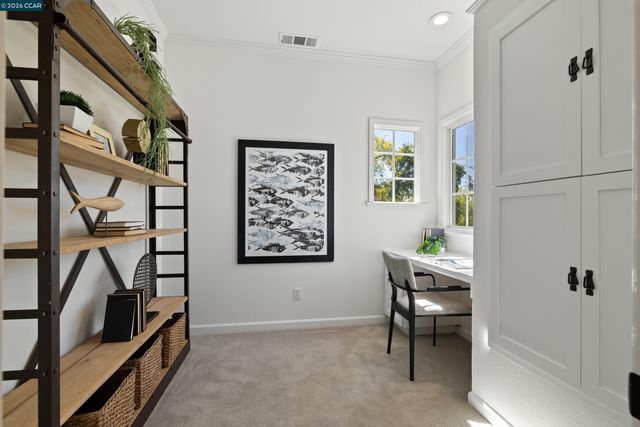 101 La Bolsa Rd, Walnut Creek, CA 94598