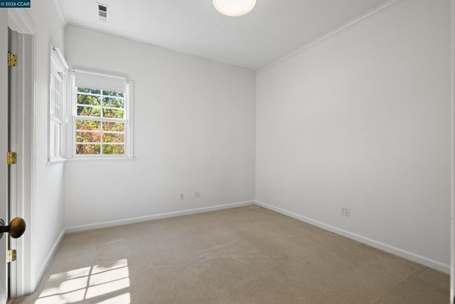 101 La Bolsa Rd, Walnut Creek, CA 94598