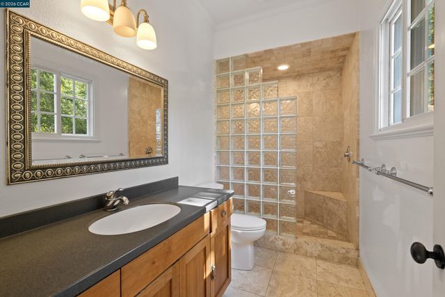 101 La Bolsa Rd, Walnut Creek, CA 94598