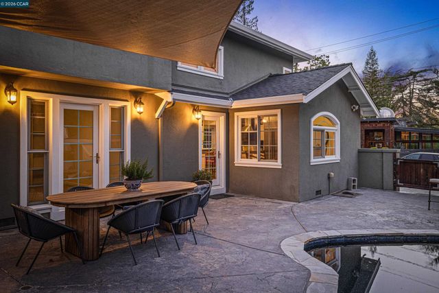 101 La Bolsa Rd, Walnut Creek, CA 94598