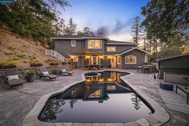 101 La Bolsa Rd, Walnut Creek, CA 94598