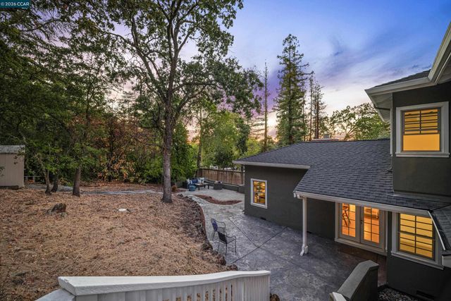 101 La Bolsa Rd, Walnut Creek, CA 94598