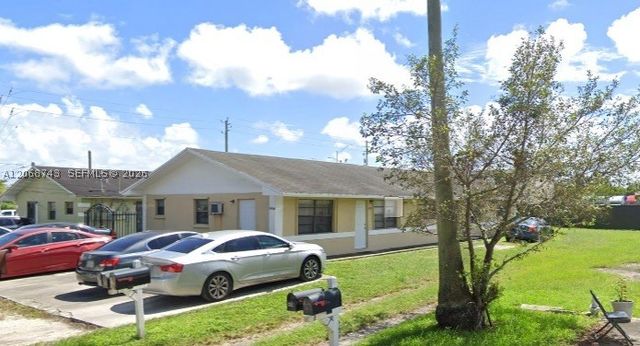 2416 NW 79th Ter 2418, Miami, FL 33147