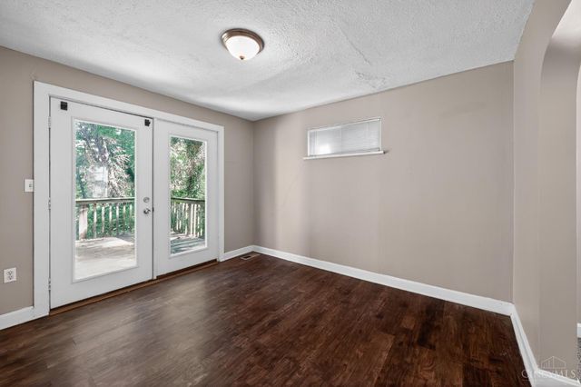 2484 Montana Avenue, Cincinnati, OH 45211