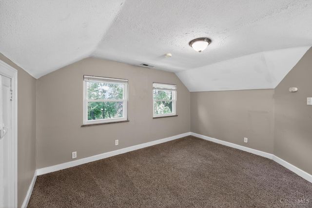 2484 Montana Avenue, Cincinnati, OH 45211