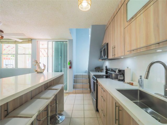 707 OCEAN DRIVE A-4, Luquillo, PR 00773