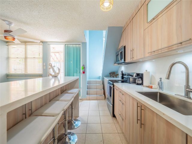 707 OCEAN DRIVE A-4, Luquillo, PR 00773