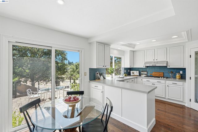 758 Highbridge Ln, Danville, CA 94526