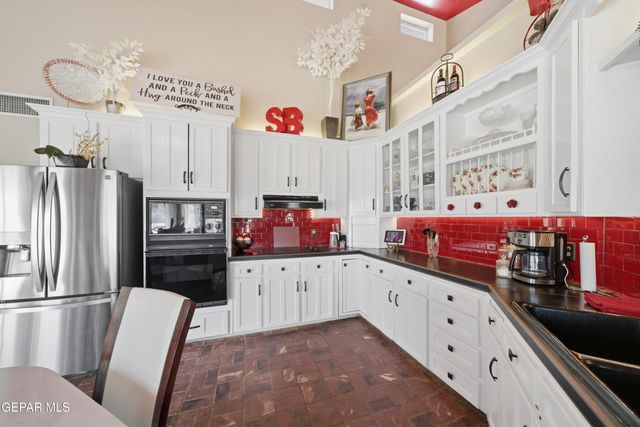 14500 N Loop Drive, Clint, TX 79836