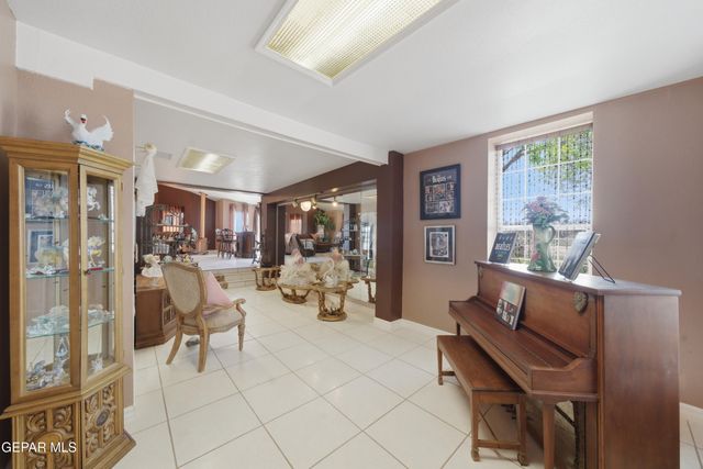 14500 N Loop Drive, Clint, TX 79836