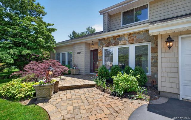 49 Annandale Road, Commack, NY 11725