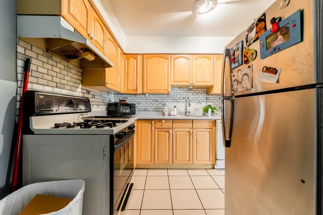 4827 W 109th Street 101, Oak Lawn, IL 60453