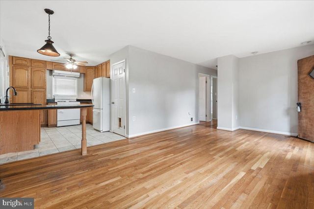 11410 CAROLINE AVE, Beltsville, MD 20705