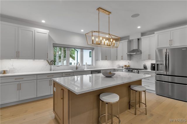 809 Casey Road, Amherst, NY 14051