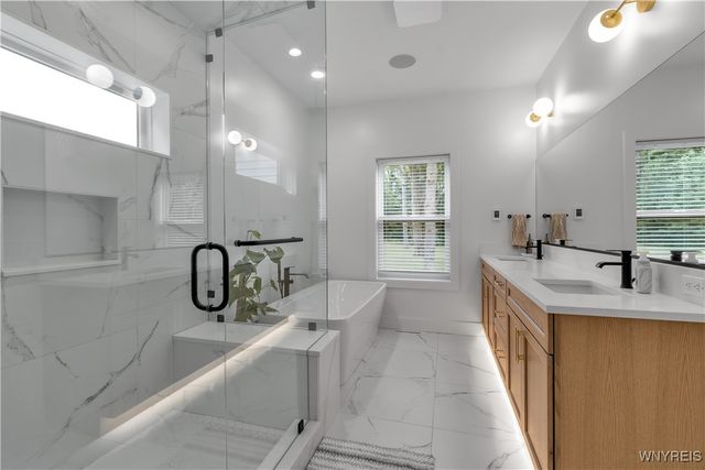 809 Casey Road, Amherst, NY 14051