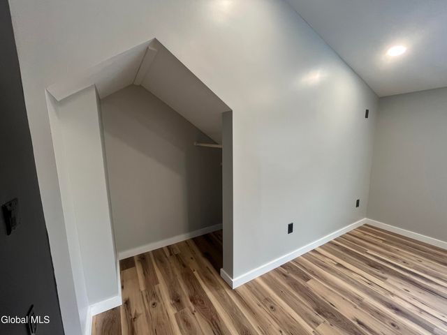 4 Sitzmark Lane, North Greenbush, NY 12144