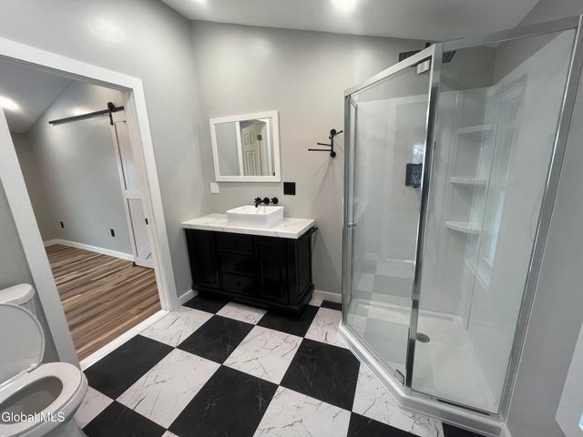 4 Sitzmark Lane, North Greenbush, NY 12144