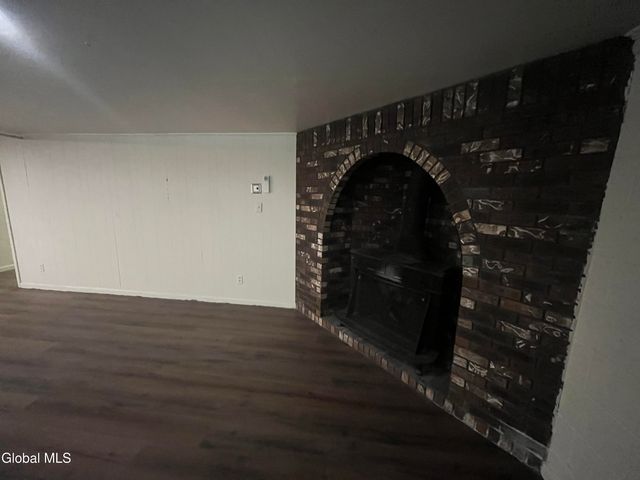 4 Sitzmark Lane, North Greenbush, NY 12144