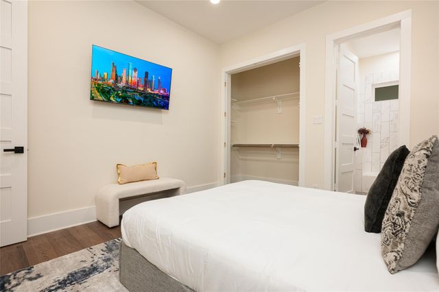 917 Thompson Street, Houston, TX 77007